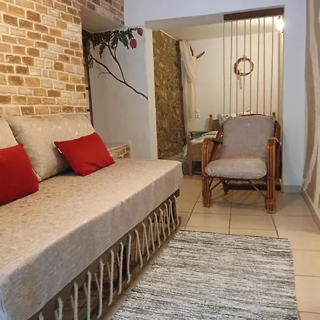 Pavillion2 カランバカ