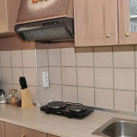 Pavillion2 アパート カランバカ